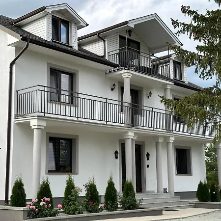 4 House *